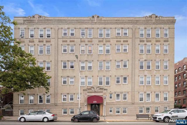 875 Boulevard East Boulevard 17, Weehawken, NJ 07086