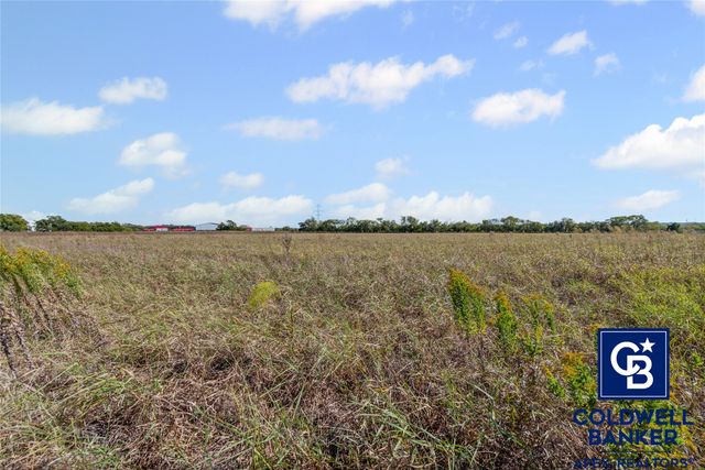 501 Hix Road, Cleburne, TX 76031