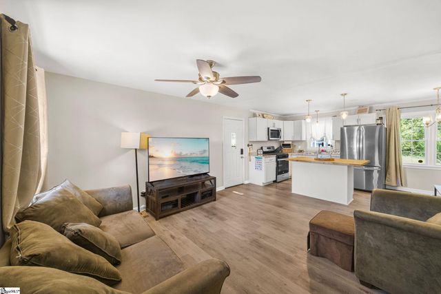 309 E Hampton Avenue, Honea Path, SC 29654