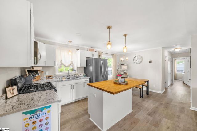 309 E Hampton Avenue, Honea Path, SC 29654