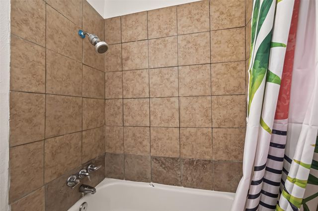 13703 Segrest Drive, Houston, TX 77047