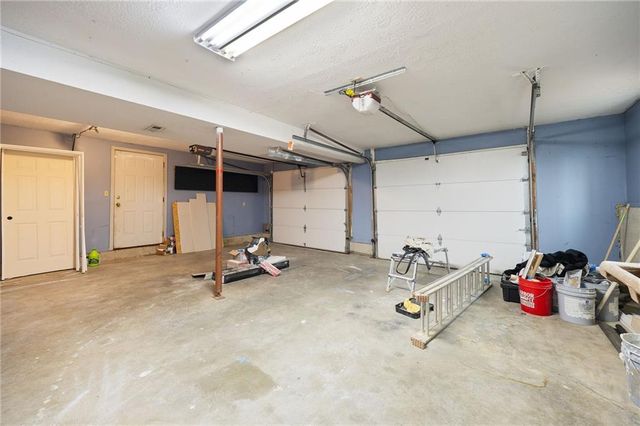 1119 W Pleasant Drive, Raymore, MO 64083