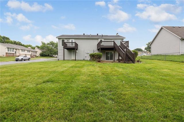 1119 W Pleasant Drive, Raymore, MO 64083