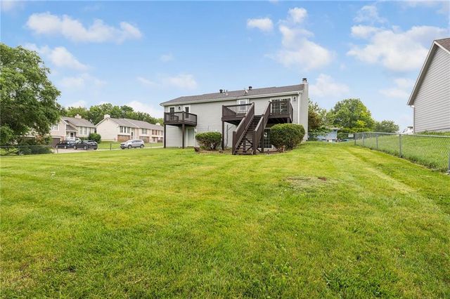 1119 W Pleasant Drive, Raymore, MO 64083