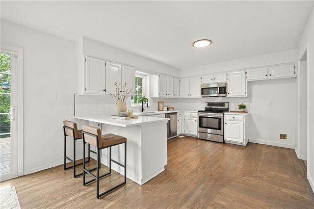 1119 W Pleasant Drive, Raymore, MO 64083