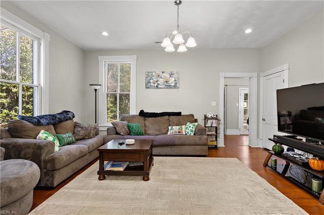 112 Linden AVE, Suffolk, VA 23434