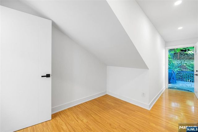 1080 River Road, Edgewater, NJ 07020