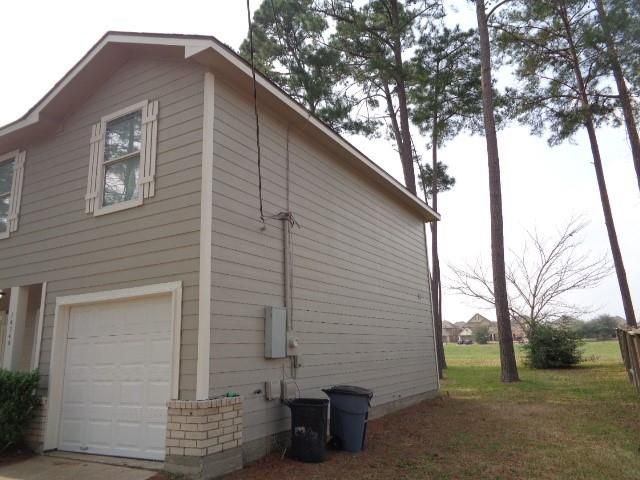 16746 Fallen Timbers Drive, Conroe, TX 77385