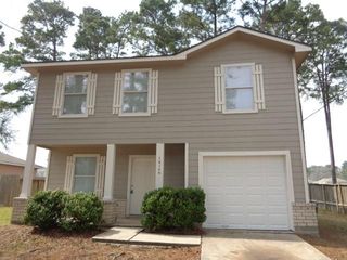 16746 Fallen Timbers Drive, Conroe, TX 77385