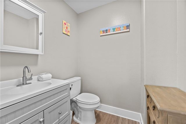 405 W Avenue C Ave, Port Aransas, TX 78373