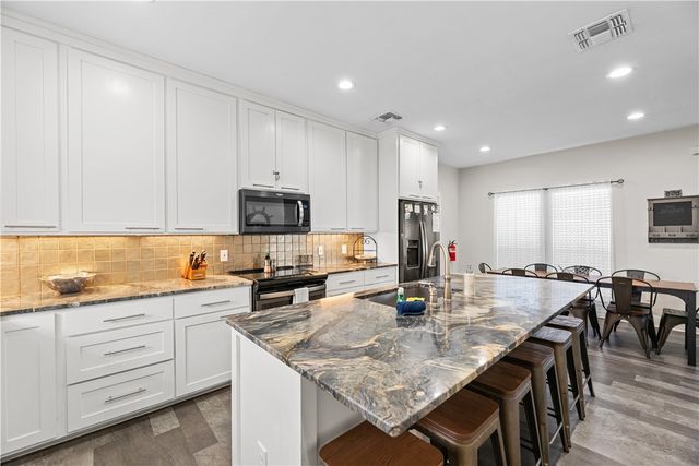 405 W Avenue C Ave, Port Aransas, TX 78373