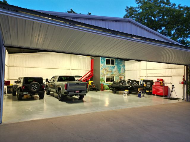 6405 Secretariat Court, Granbury, TX 76049