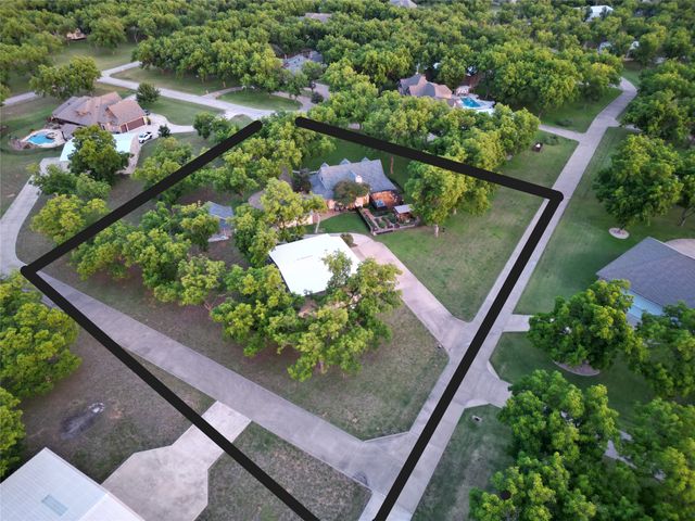 6405 Secretariat Court, Granbury, TX 76049
