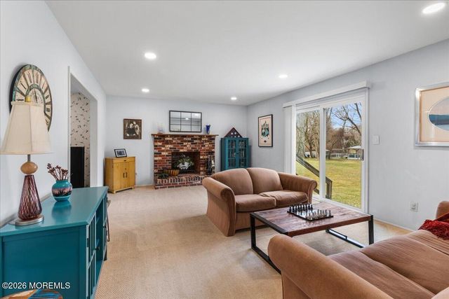 4 Arie Drive, Marlboro, NJ 07746