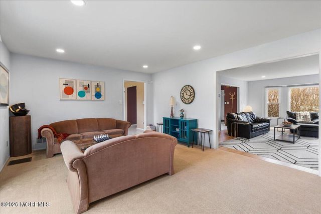 4 Arie Drive, Marlboro, NJ 07746