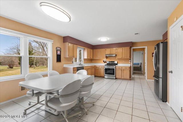 4 Arie Drive, Marlboro, NJ 07746