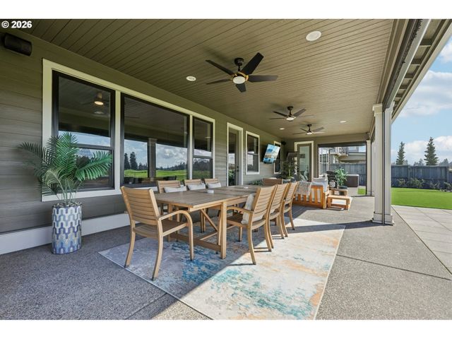 5904 Se MCINNIS St, Hillsboro, OR 97123