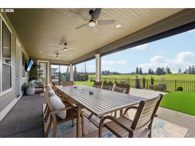 5904 Se MCINNIS St, Hillsboro, OR 97123