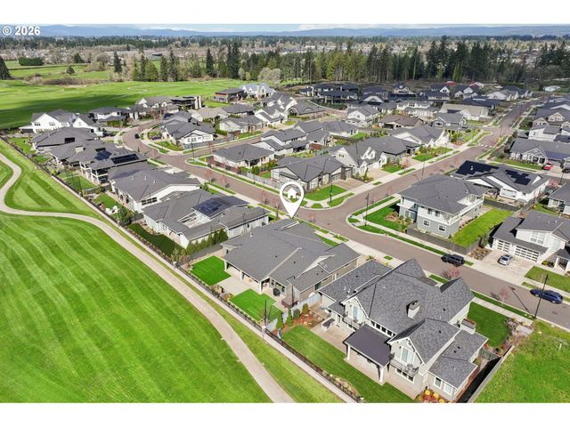 5904 Se MCINNIS St, Hillsboro, OR 97123