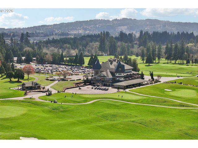 5904 Se MCINNIS St, Hillsboro, OR 97123