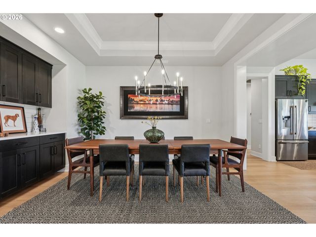 5904 Se MCINNIS St, Hillsboro, OR 97123