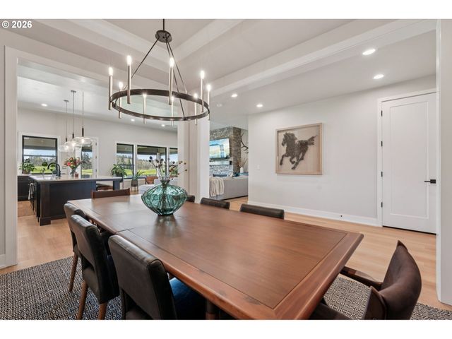 5904 Se MCINNIS St, Hillsboro, OR 97123