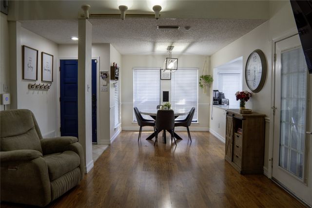 3707 Clover Hill Lane, Carrollton, TX 75007