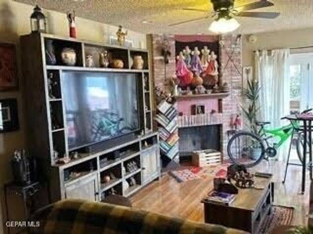 425 Irondale Drive A, El Paso, TX 79912