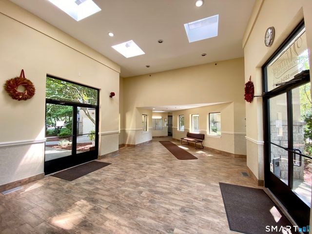 1204 Whitney Avenue 208, Hamden, CT 06517