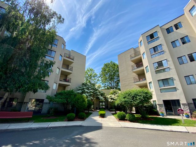 1204 Whitney Avenue 208, Hamden, CT 06517