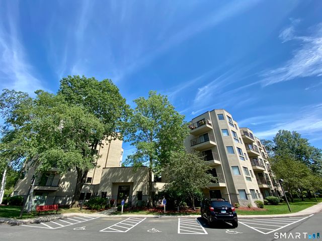 1204 Whitney Avenue 208, Hamden, CT 06517