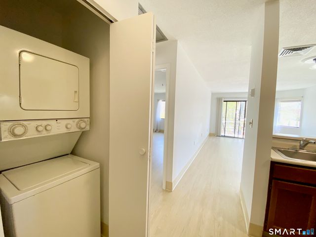 1204 Whitney Avenue 208, Hamden, CT 06517