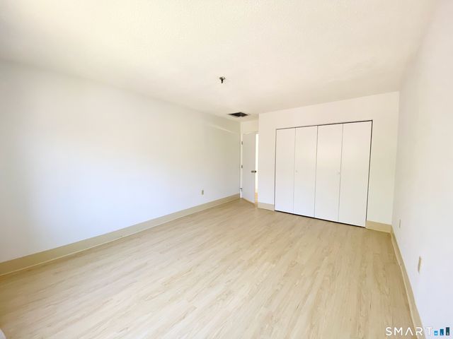 1204 Whitney Avenue 208, Hamden, CT 06517