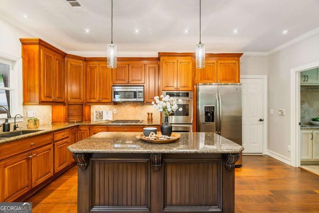 3890 Bridle Ridge Drive, Suwanee, GA 30024