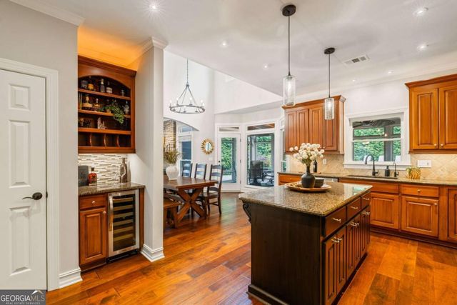 3890 Bridle Ridge Drive, Suwanee, GA 30024