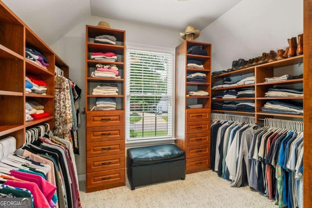 3890 Bridle Ridge Drive, Suwanee, GA 30024