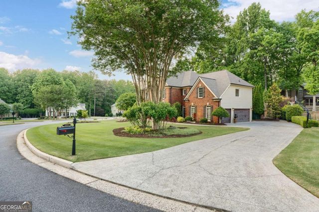 3890 Bridle Ridge Drive, Suwanee, GA 30024
