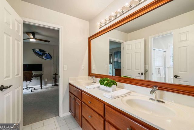 3890 Bridle Ridge Drive, Suwanee, GA 30024