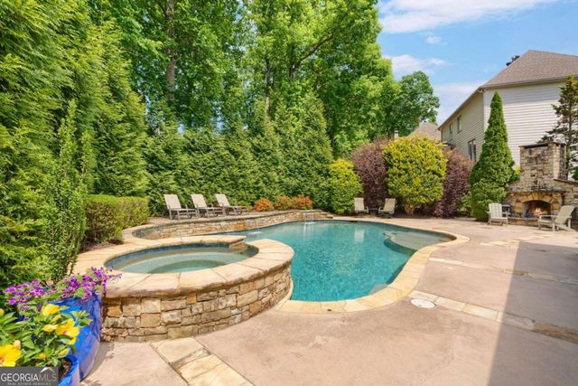 3890 Bridle Ridge Drive, Suwanee, GA 30024