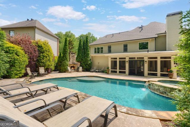 3890 Bridle Ridge Drive, Suwanee, GA 30024