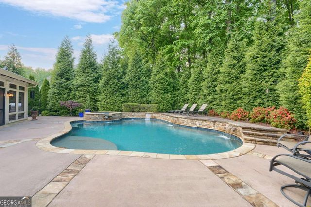 3890 Bridle Ridge Drive, Suwanee, GA 30024