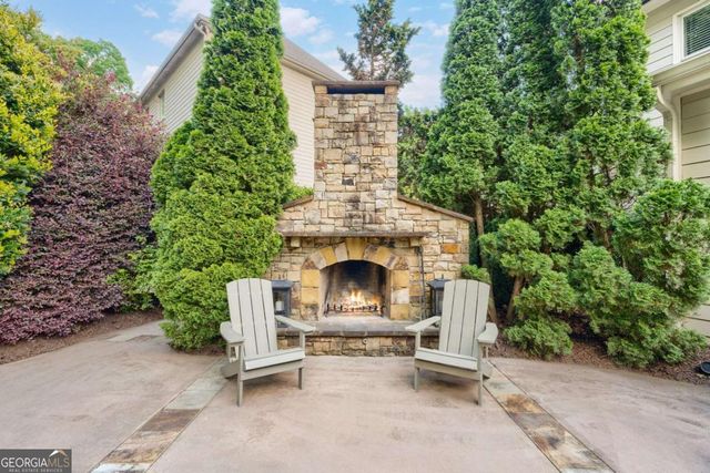 3890 Bridle Ridge Drive, Suwanee, GA 30024