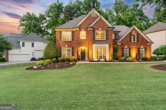 3890 Bridle Ridge Drive, Suwanee, GA 30024
