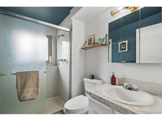 6825 Newland St, Arvada, CO 80003