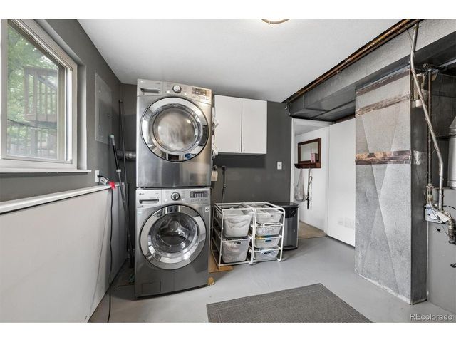 6825 Newland St, Arvada, CO 80003