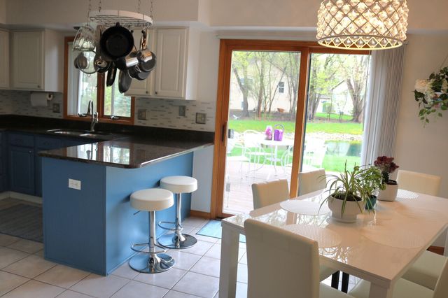 1489 Grand Isle Court, Hobart, IN 46342