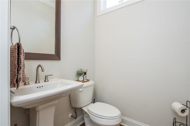 5054 Sealy Circle, Peachtree Corners, GA 30092