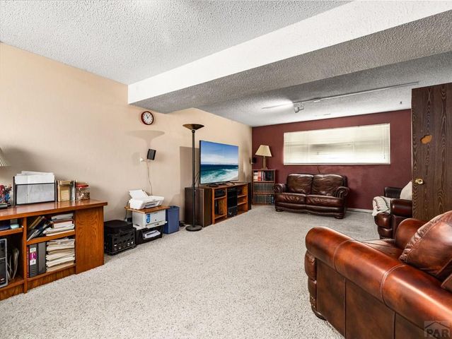 3708 Azalea St, Pueblo, CO 81005
