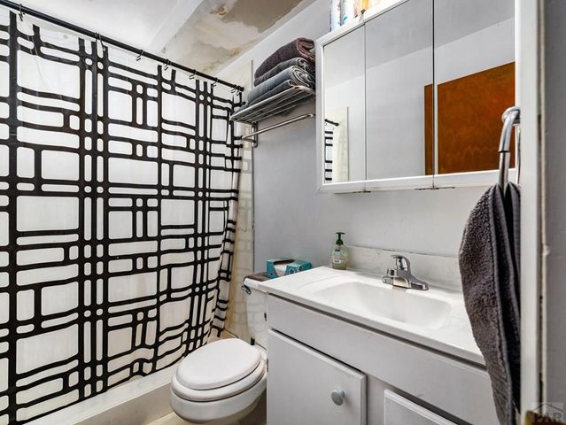 3708 Azalea St, Pueblo, CO 81005