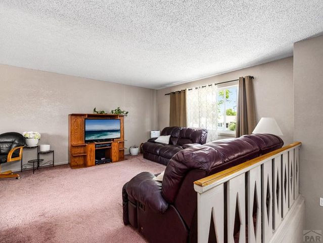 3708 Azalea St, Pueblo, CO 81005